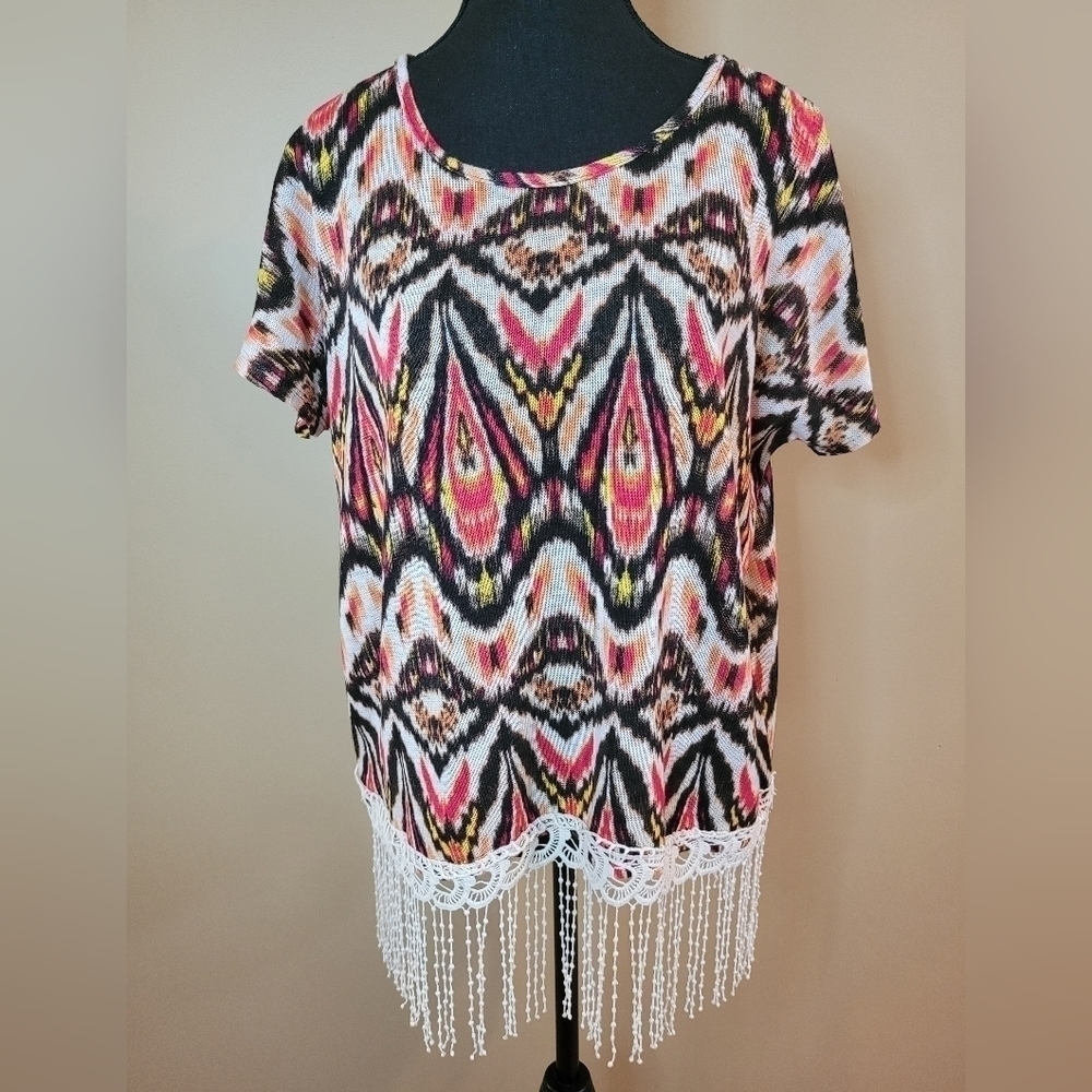 JOEI & I Boho Style Short Sleeved Knit Top, String Tassle Fringe Detail, Large